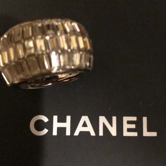 Chanel 100% authentic ring w box. Back up for sale bc size was incorrect. - Picture 2 of 4
